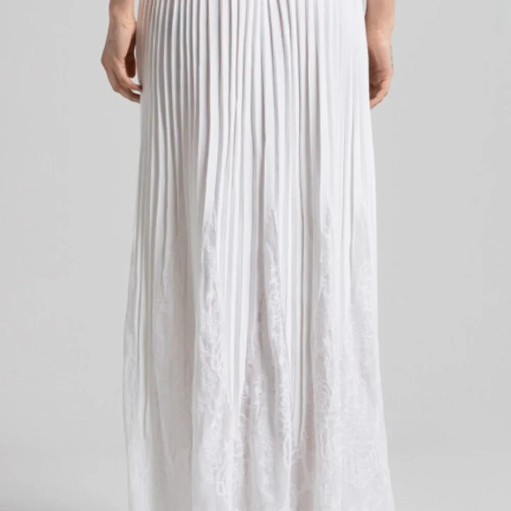 Balmain White Pleated Skirt with Lace (NWT) - Picture 4 of 5